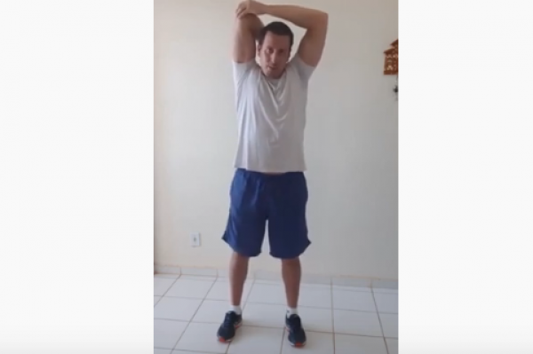 Reprise aula de alongamento e atividade aeróbica desta terça feira com o Professor André
