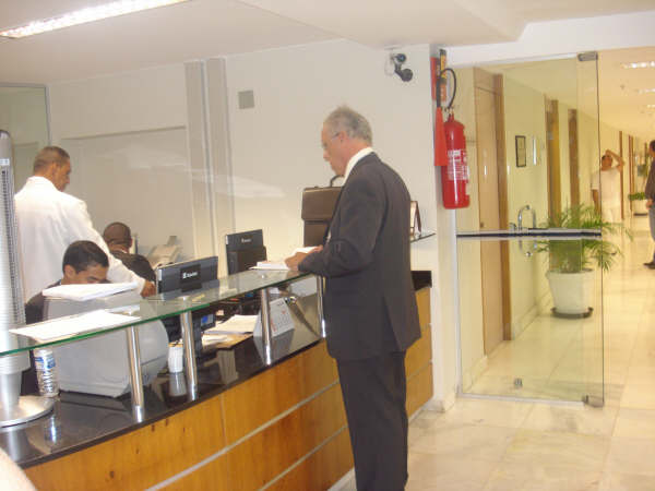 Assojuris protocola denuncia no STF