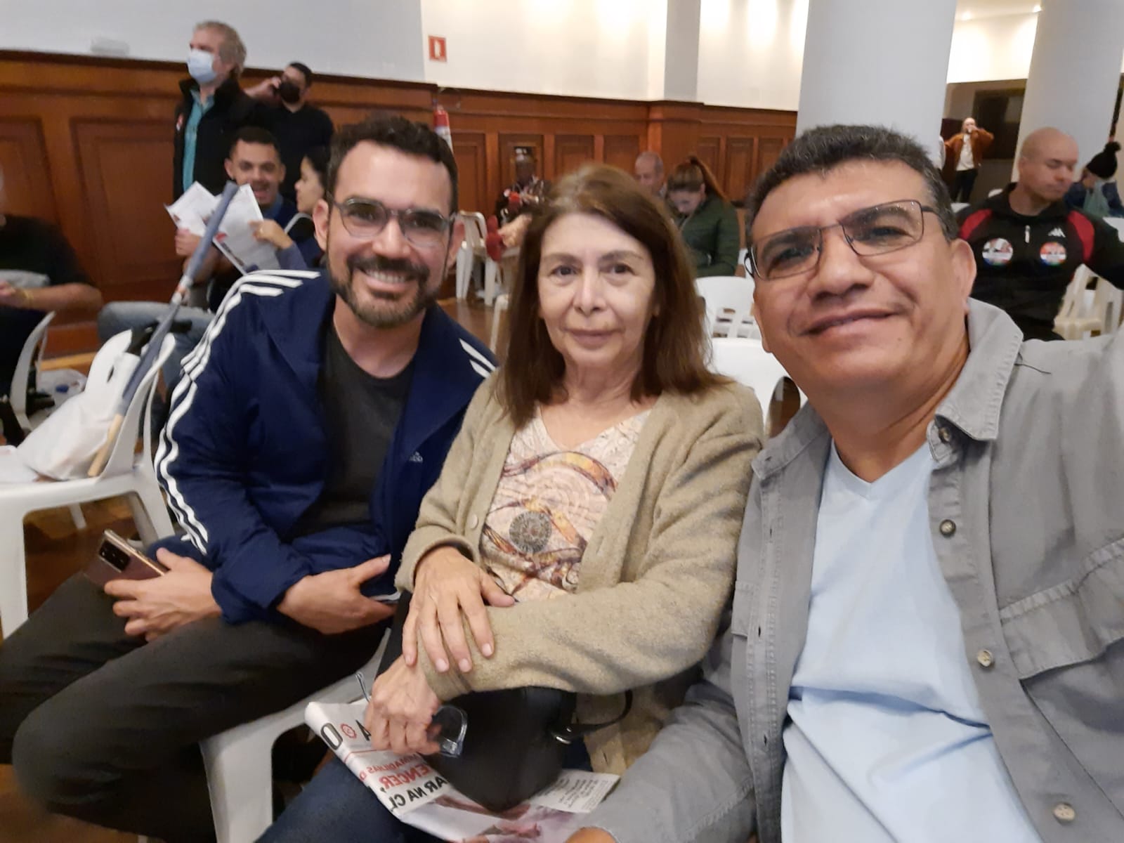 ASSOJURIS e SINJURIS presentes em ato de servidores e candidatos ao governo do estado e ao senado