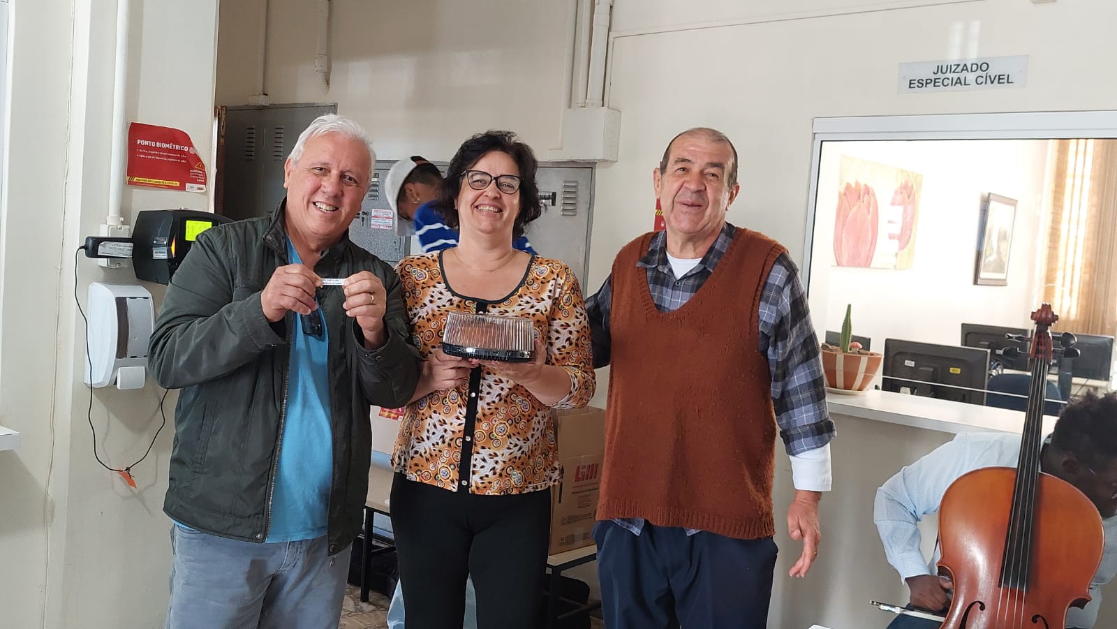 Judiciários de Patrocínio Paulista, Pedregulho e Franca debatem campanha salarial e recebem homenagem ao dia dos pais