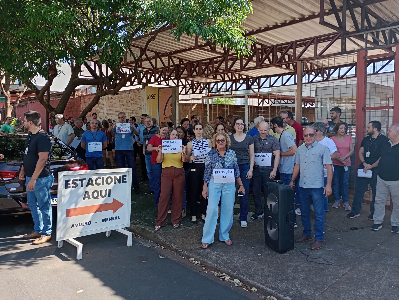 CALOTE – SERVIDORES DE RIBEIRÃO PRETO REALIZAM ATO EM PROTESTO PELA NÃO CONCESSÃO DA RECOMPOSIÇÃO SALARIAL