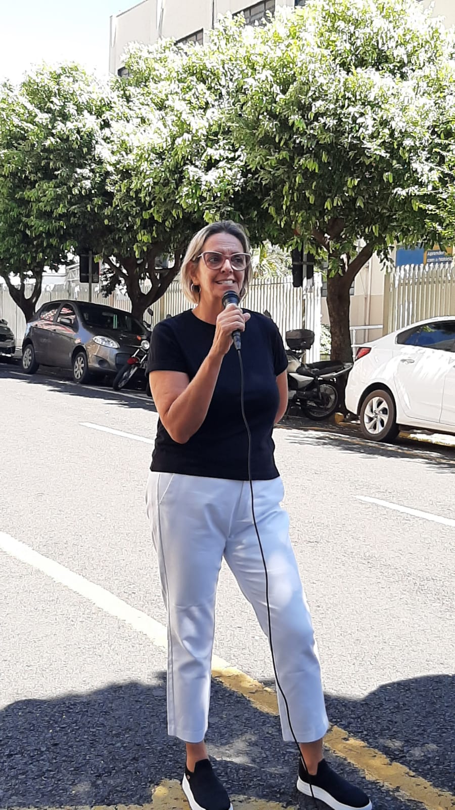 ASSOJURIS ORIENTA SERVIDORES – AUSÊNCIA DE CONTRAPARTIDA – GREVE DEVE SER A ALTERNATIVA