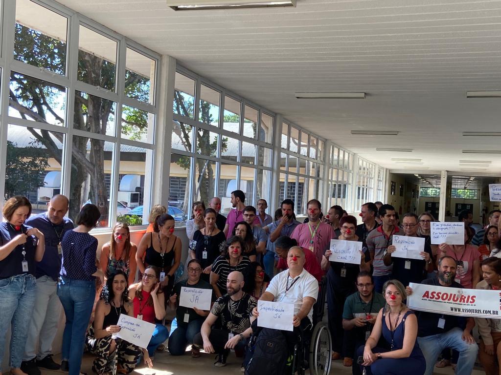 SERVIDORES DE CAMPINAS EM PROTESTO AO NÃO CUMPRIMENTO AO  DIREITO CONSTITUCIONAL DA DATA BASE DELIBERAM PELA PARALISAÇÃO