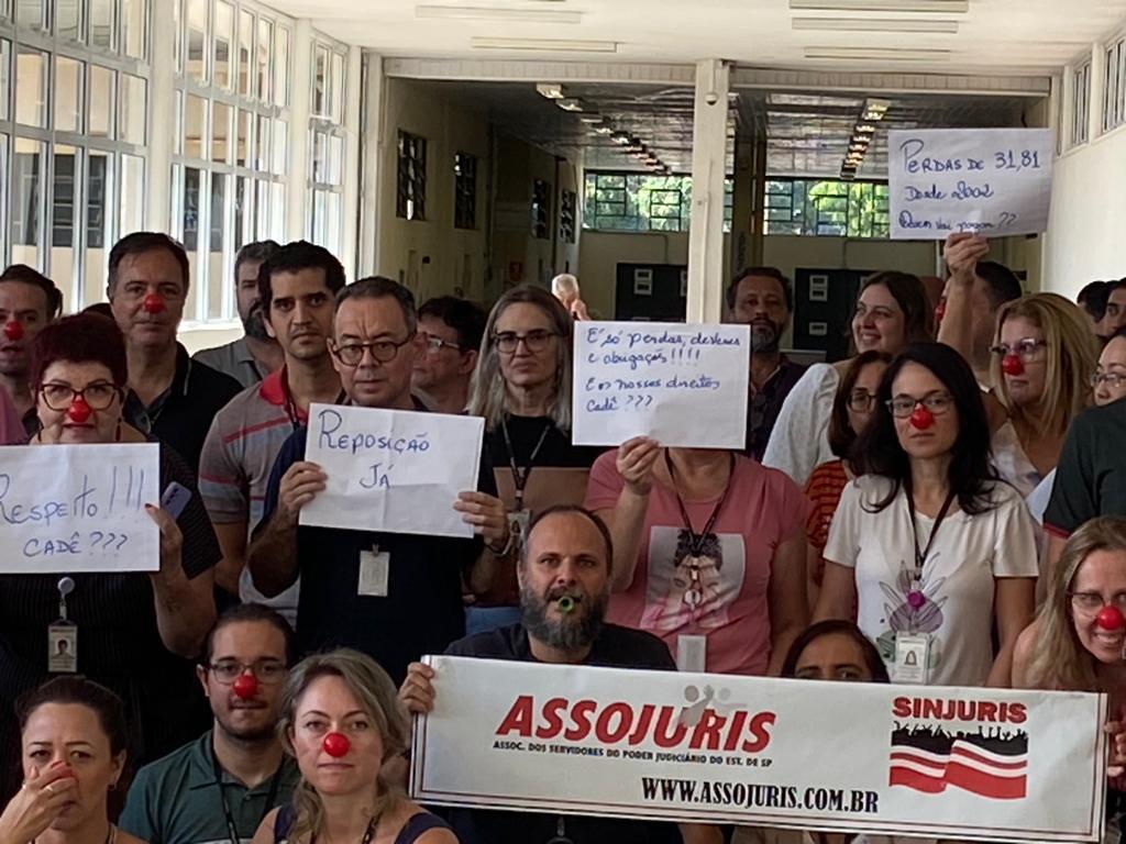 SERVIDORES DE CAMPINAS EM PROTESTO AO NÃO CUMPRIMENTO AO  DIREITO CONSTITUCIONAL DA DATA BASE DELIBERAM PELA PARALISAÇÃO