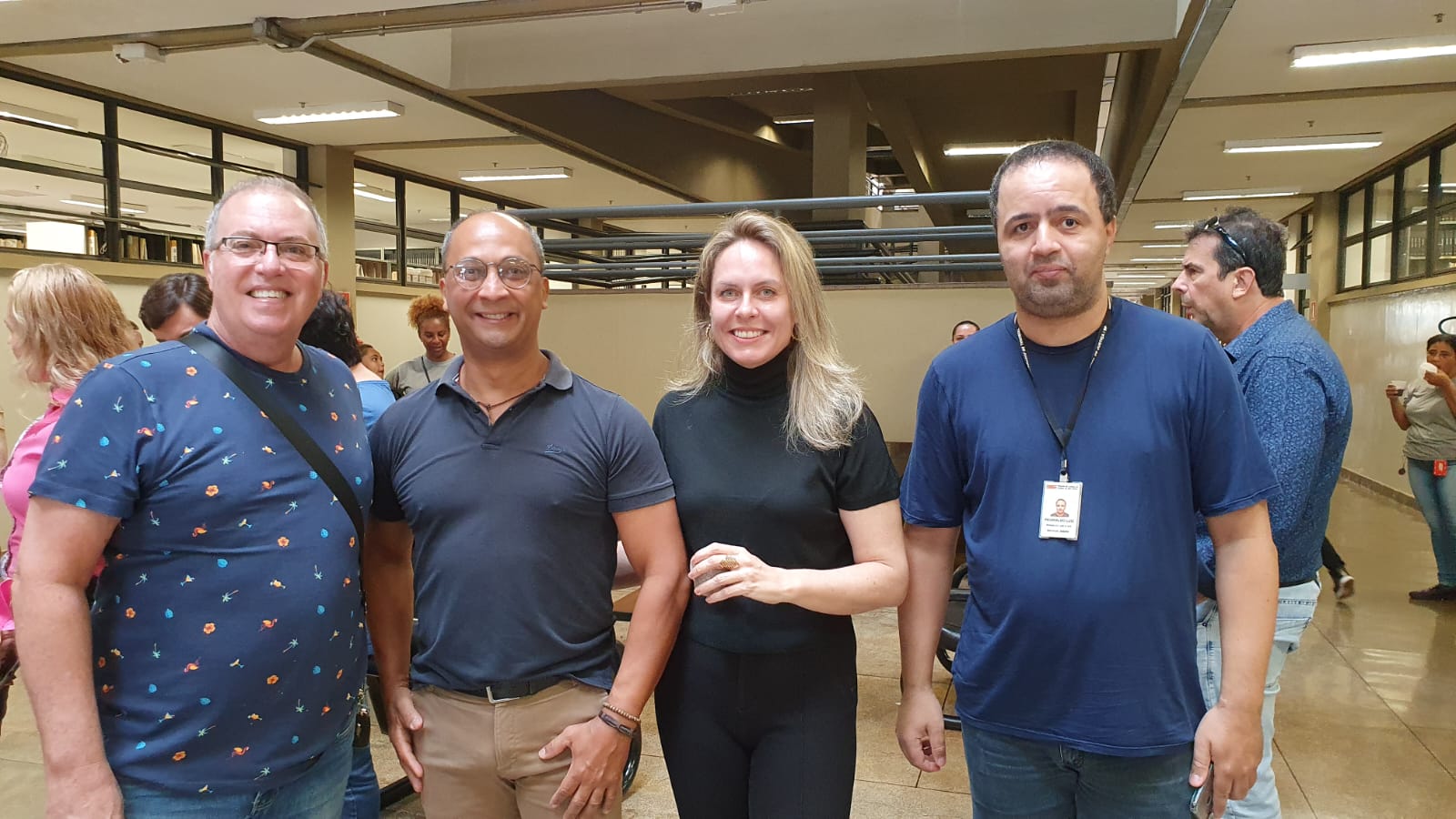 SERVIDORES DE RIBEIRÃO PRETO COMEMORAM ANIVERSÁRIO