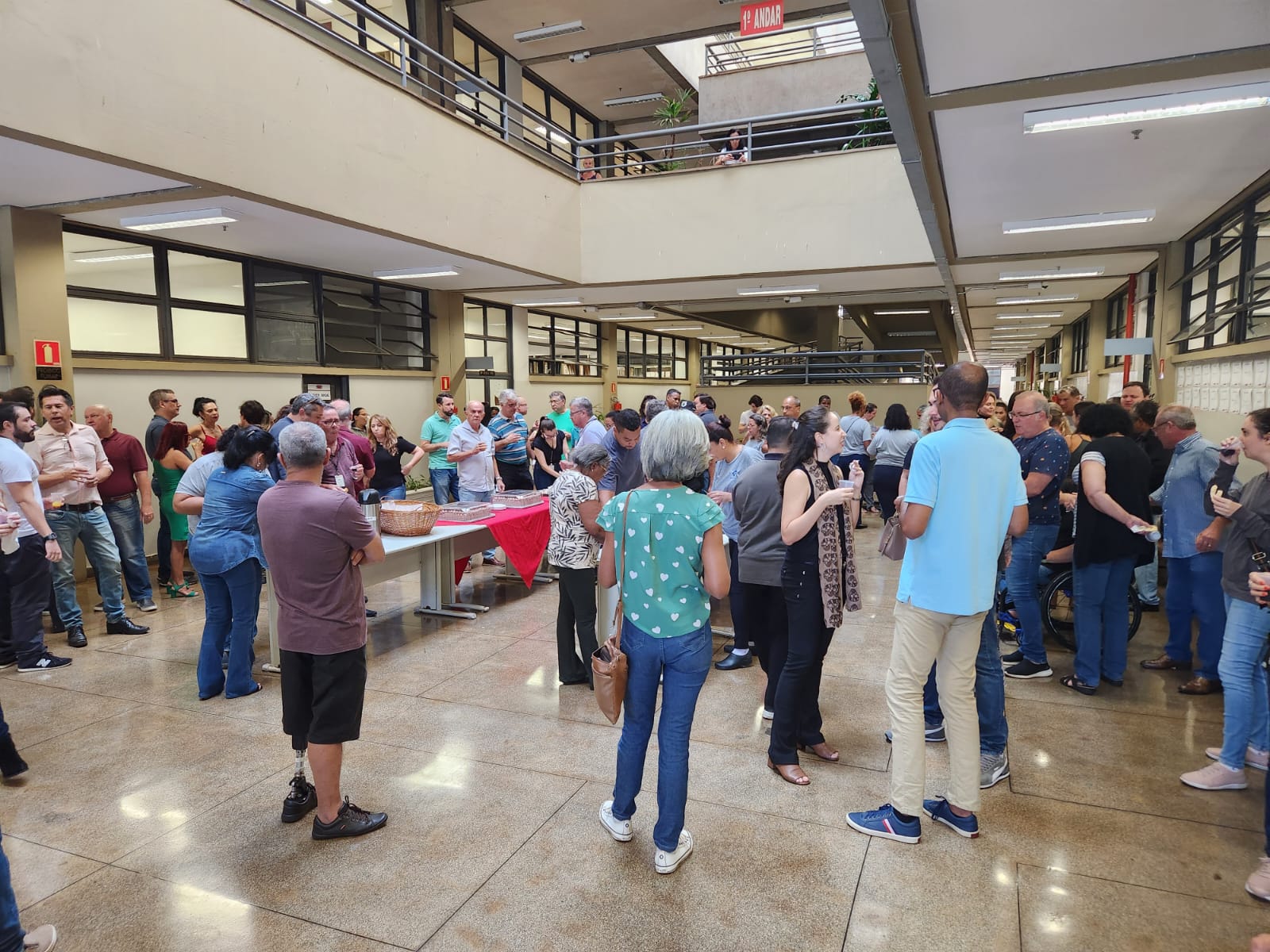 SERVIDORES DE RIBEIRÃO PRETO COMEMORAM ANIVERSÁRIO