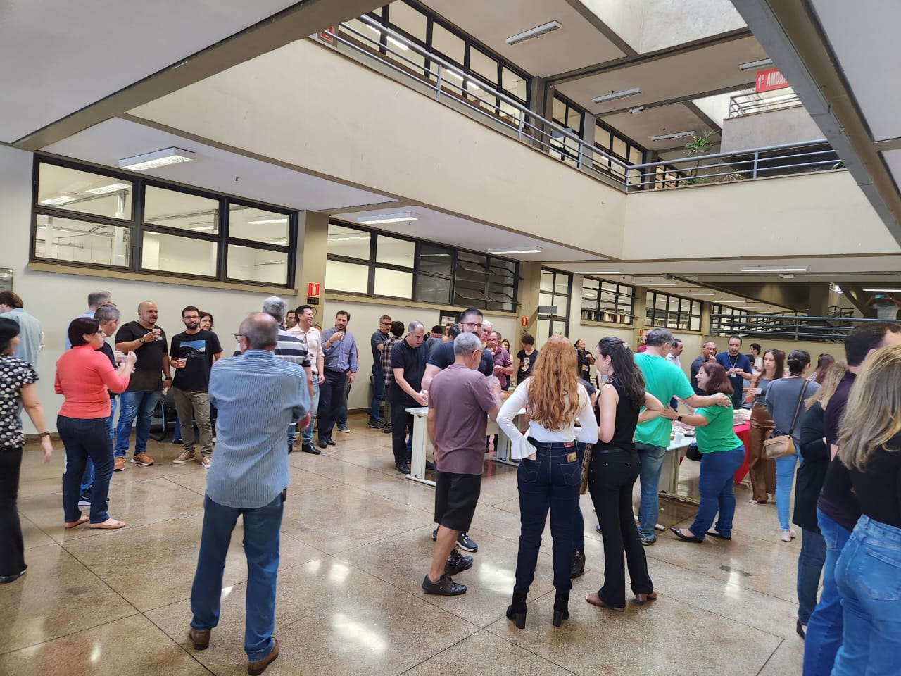 SERVIDORES DE RIBEIRÃO PRETO COMEMORAM ANIVERSÁRIO