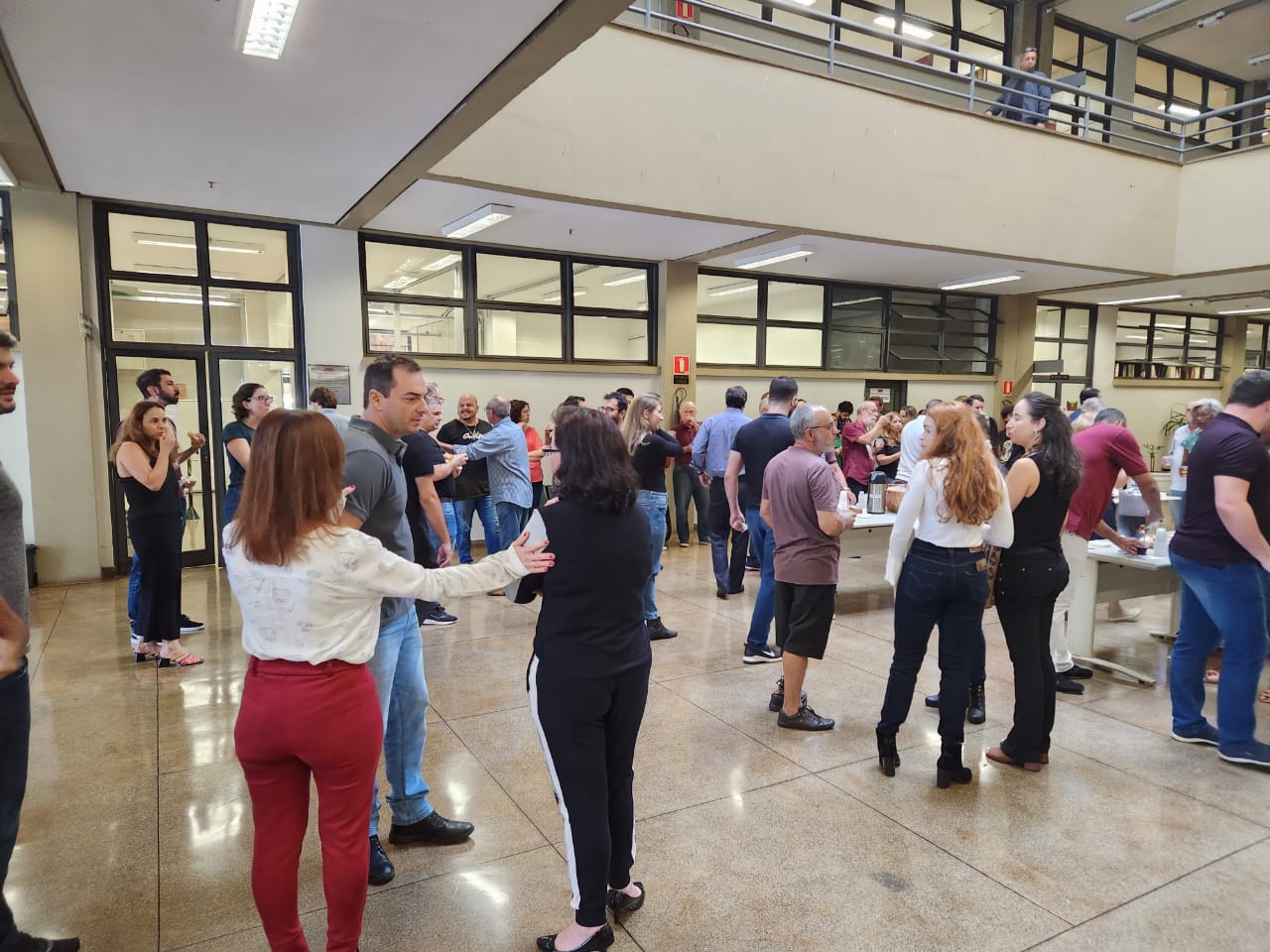 SERVIDORES DE RIBEIRÃO PRETO COMEMORAM ANIVERSÁRIO