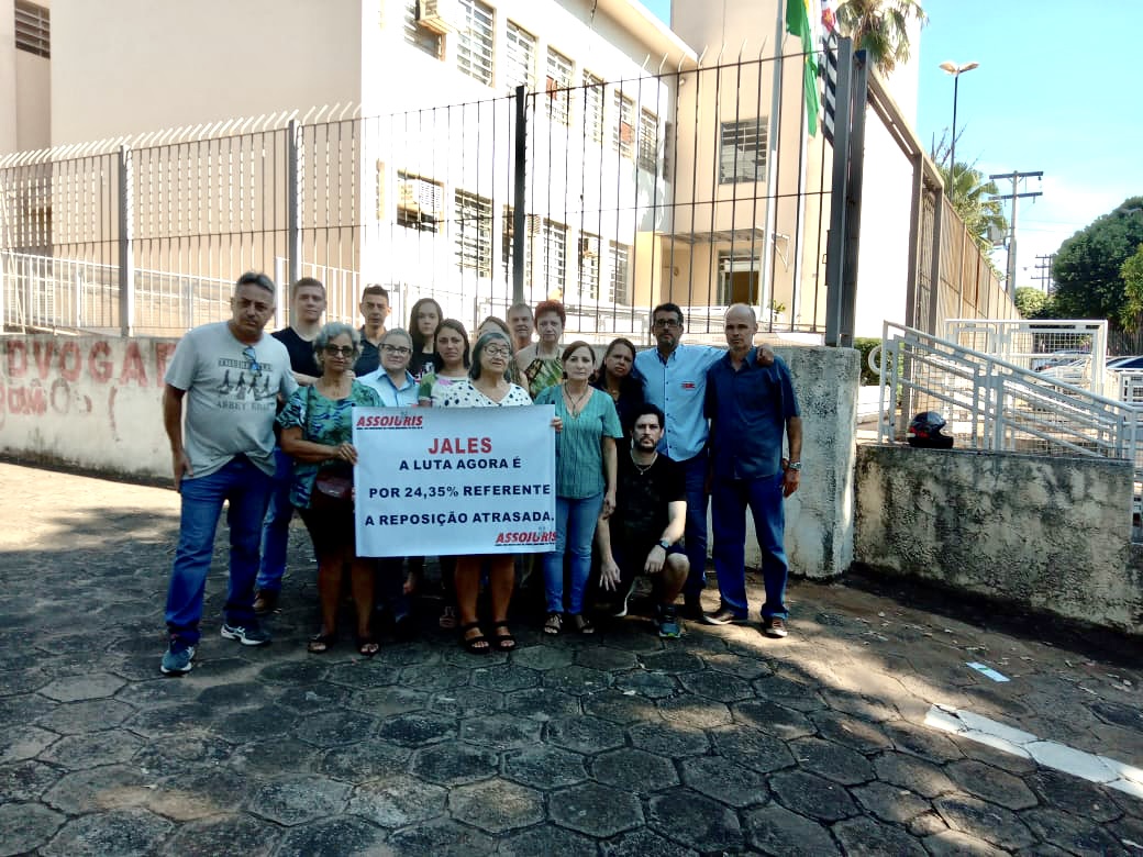 137b6471-0581-455e-9450-0609ee0b6bee – Eda mara Suriano de oliveira