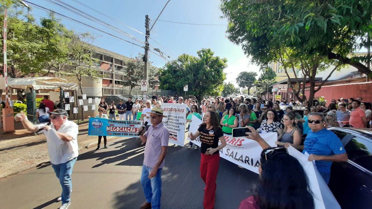 Servidores do Fórum do Poder Judiciário de Ribeirão Preto deliberam pela greve