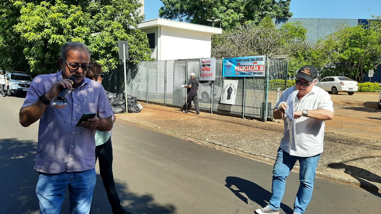 Servidores do Fórum do Poder Judiciário de Ribeirão Preto deliberam pela greve
