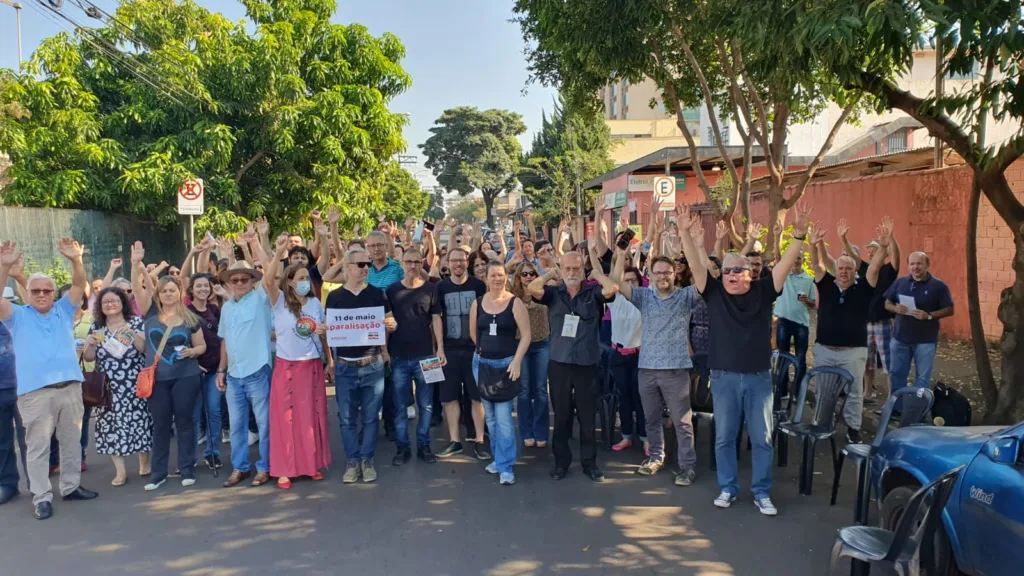 Servidores do forum de Ribeirão Preto estão parados