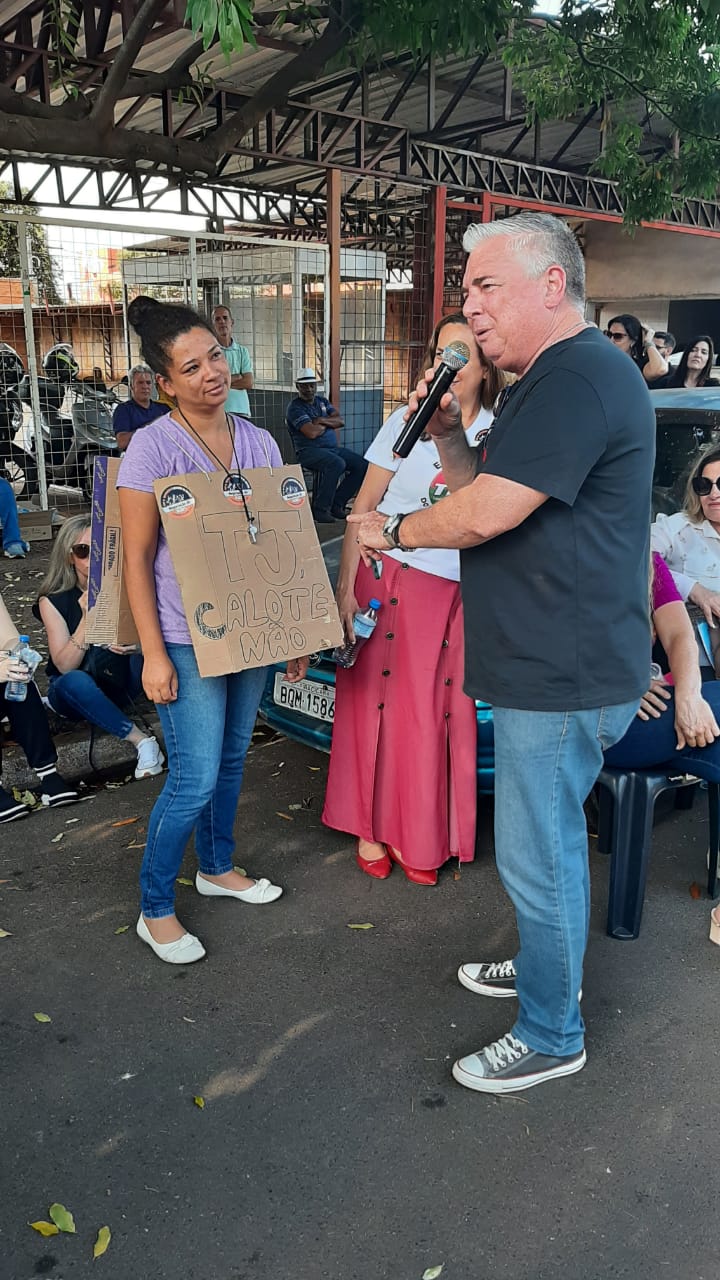 Servidores do forum de Ribeirão Preto estão parados
