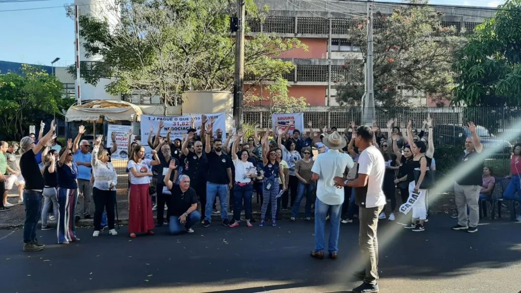 Servidores do forum de Ribeirão Preto estão parados