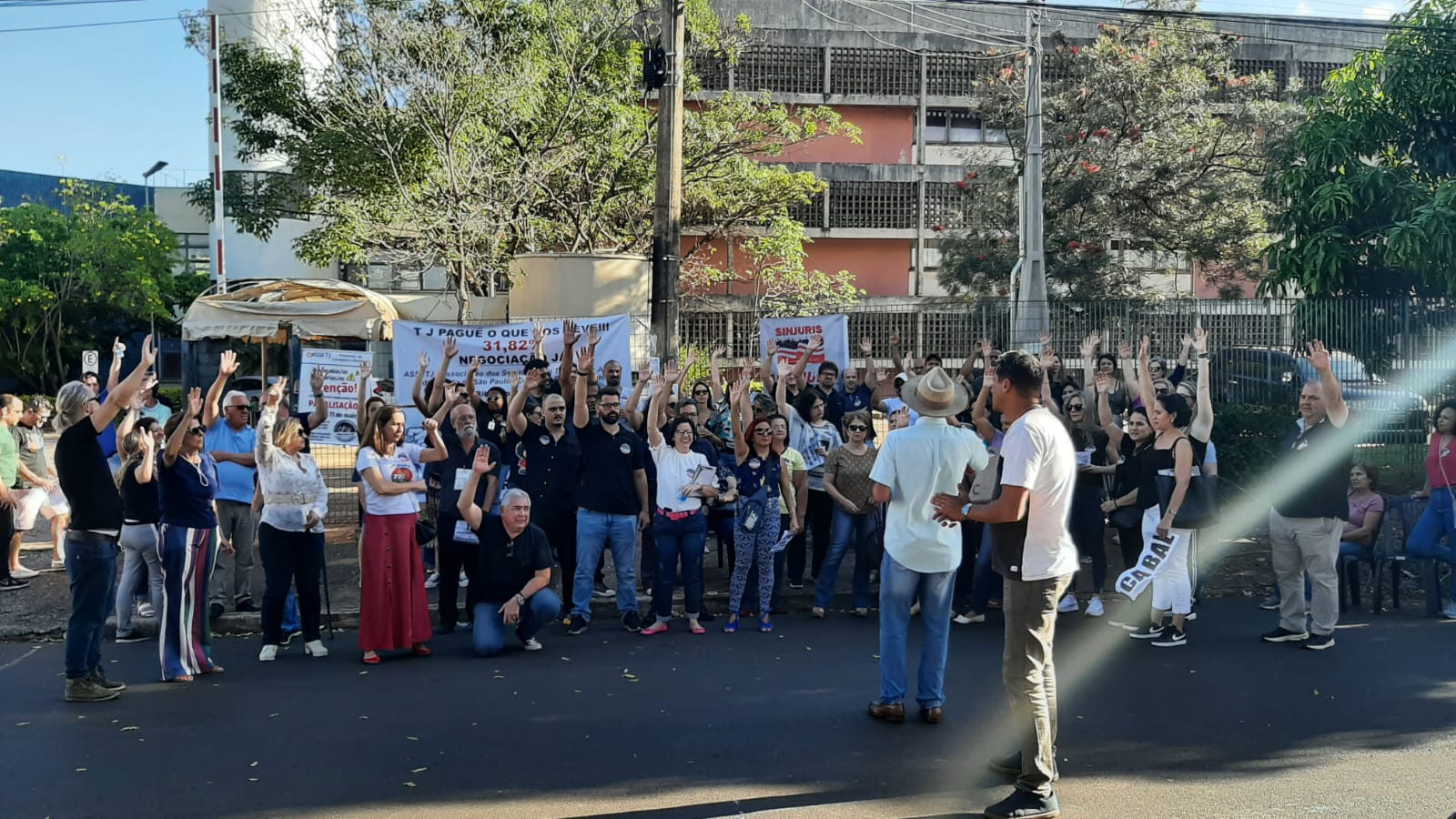Servidores do forum de Ribeirão Preto estão parados