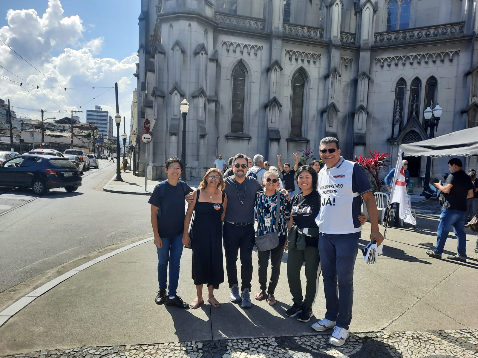 Servidores do fórum de Santos estão parados