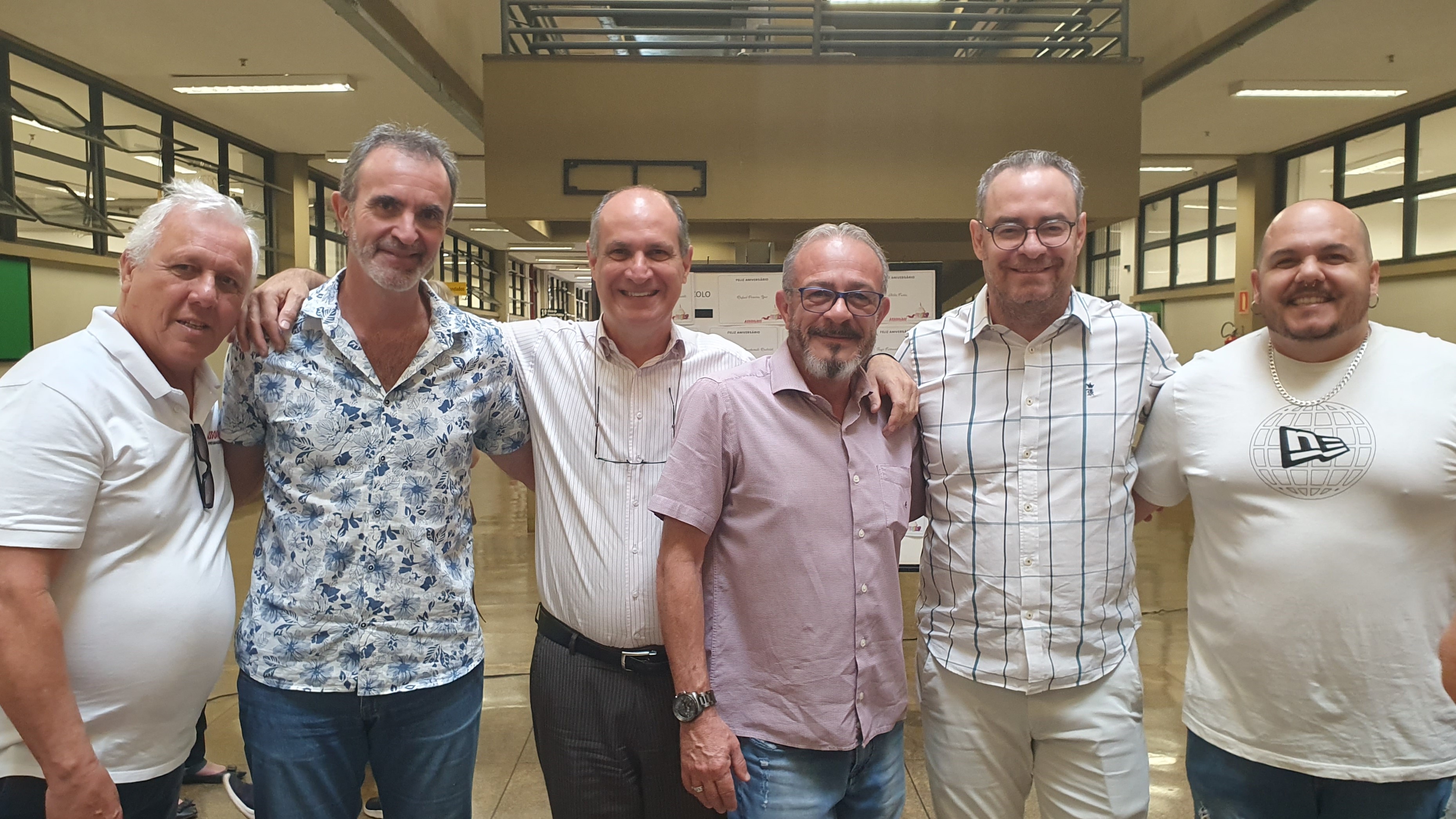 Servidores comemoram aniversariantes de julho