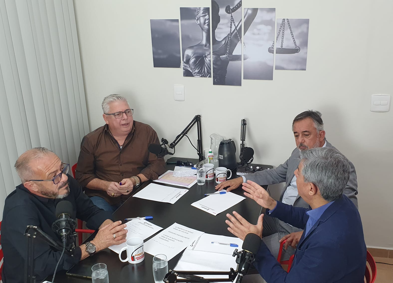 Carreira dos Oficiais de Justiça é debatida em podcast