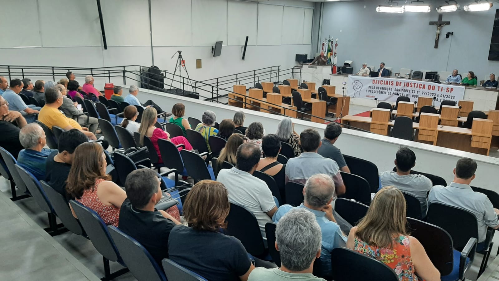 Oficiais de Justiça discutem Provimentos CG nº s 27/2023 e 01/2024 em Rio Preto
