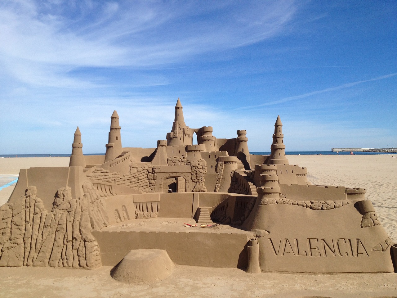 sandcastle-587788_1280