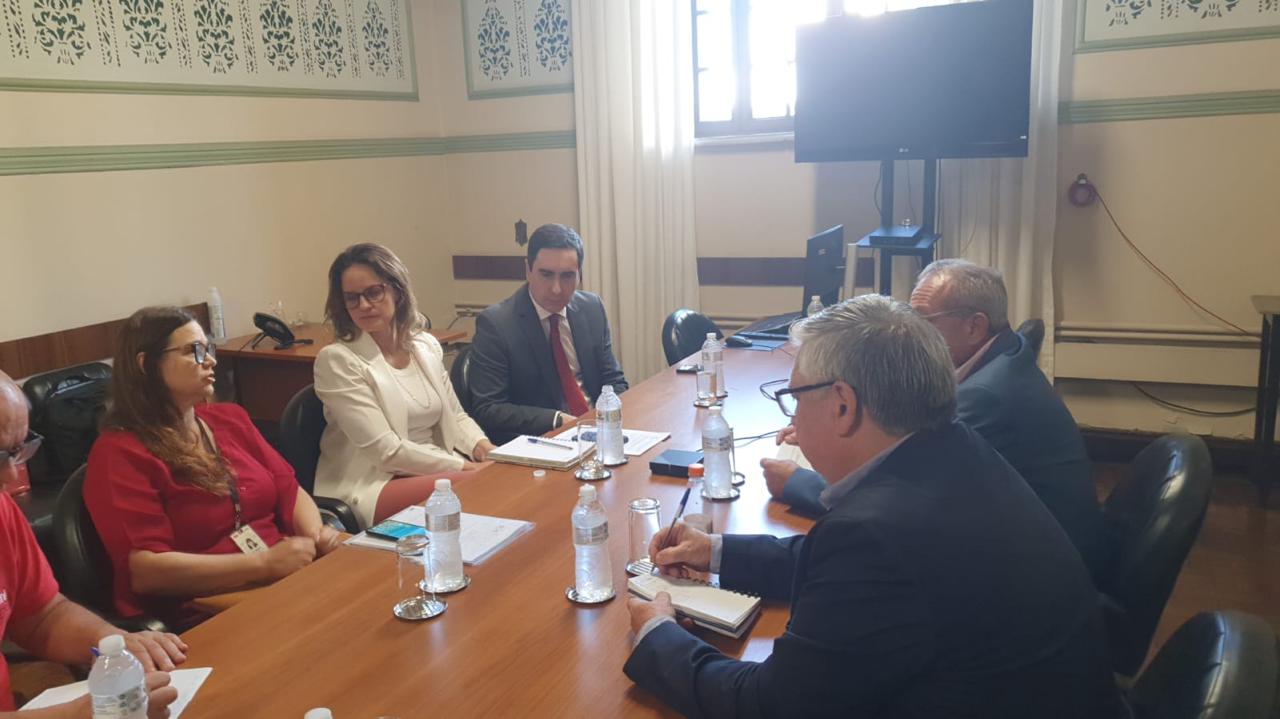 TJSP reluta para instituir Nível Superior para Escreventes – Eproc é a bola da vez