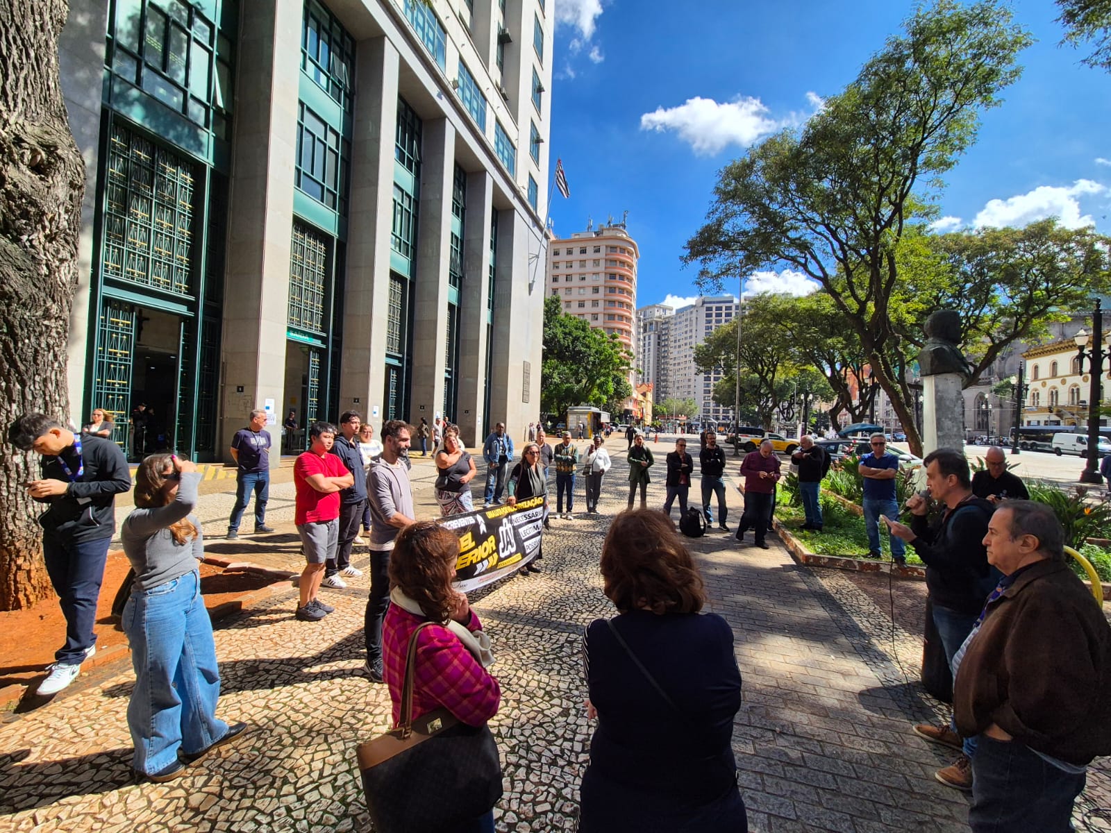 Greve no Judiciário – Motivação- Legalidade de um Movimento