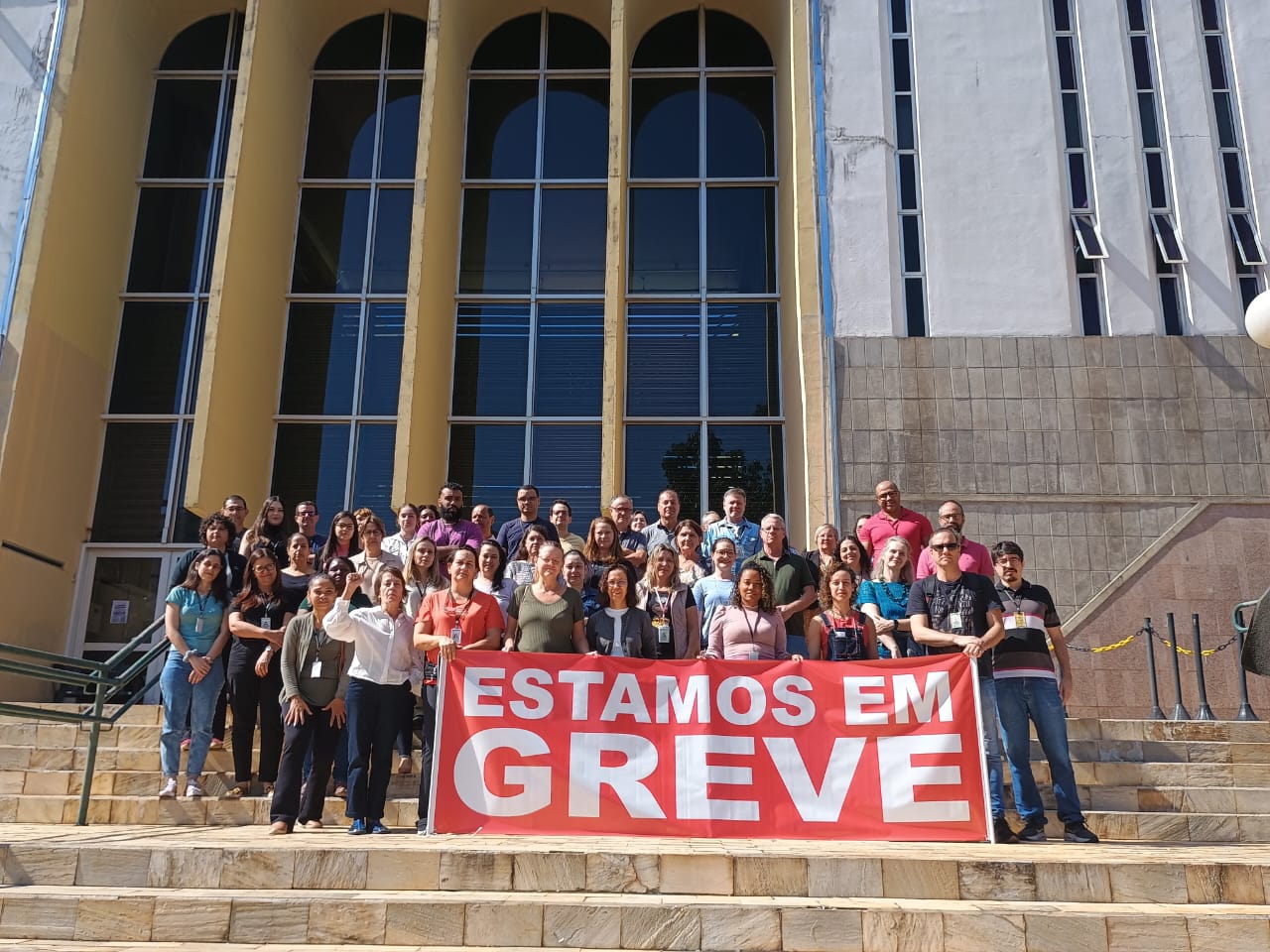 Greve no Judiciário – Motivação- Legalidade de um Movimento