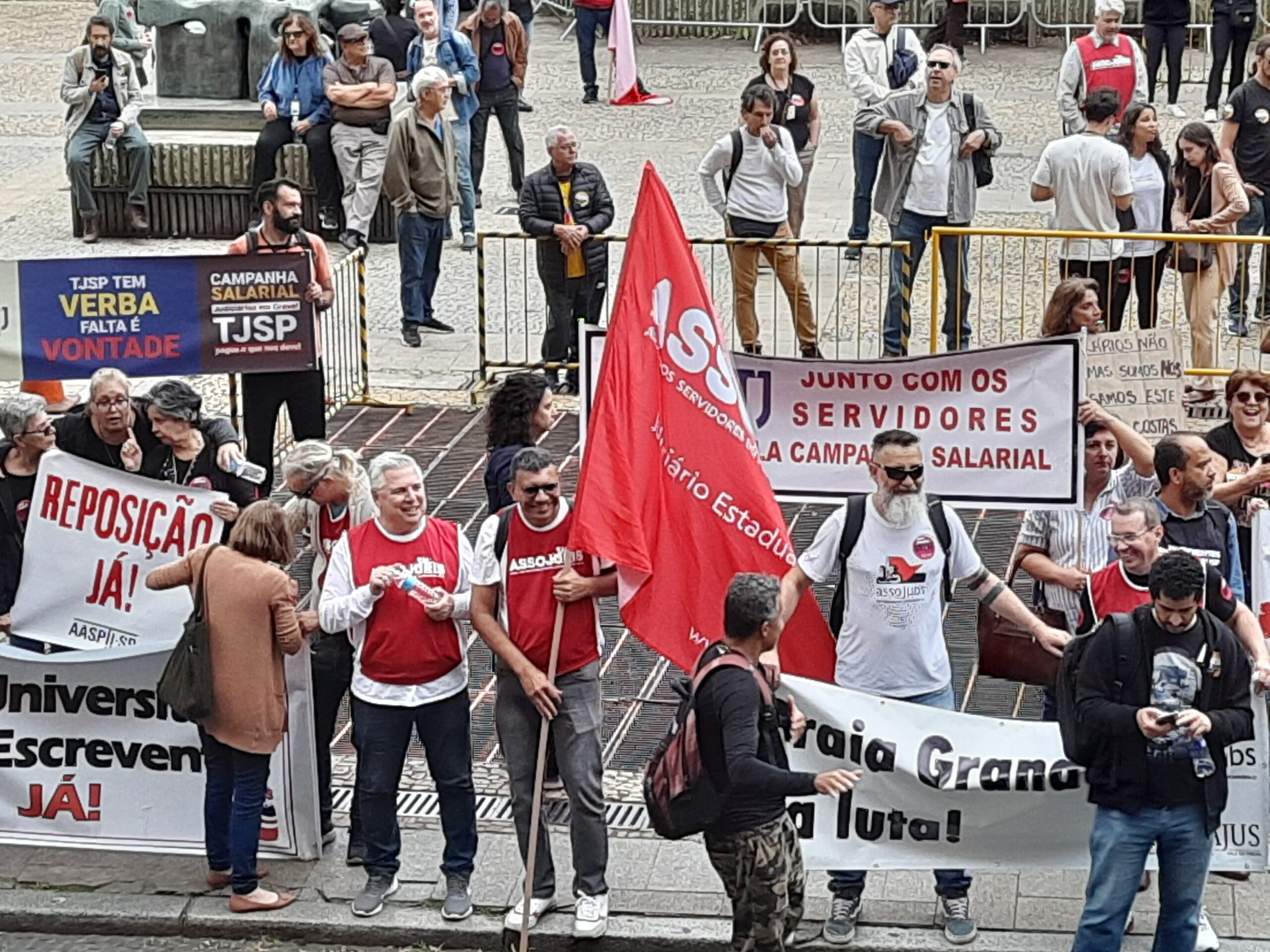 Presidência do TJ-SP cumpre acordo firmado por ocasião do encerramento da greve