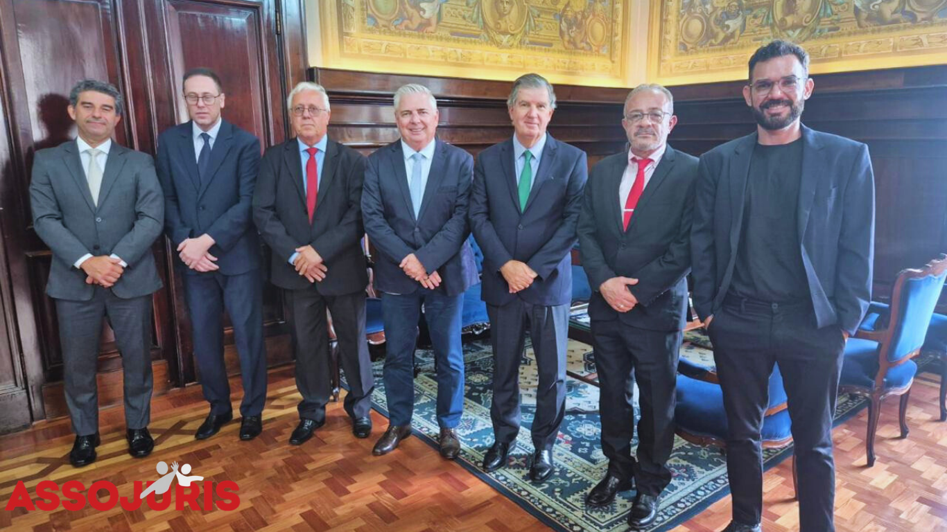Dirigentes da Assojuris visitam Presidente e Corregedora do TJ-SP