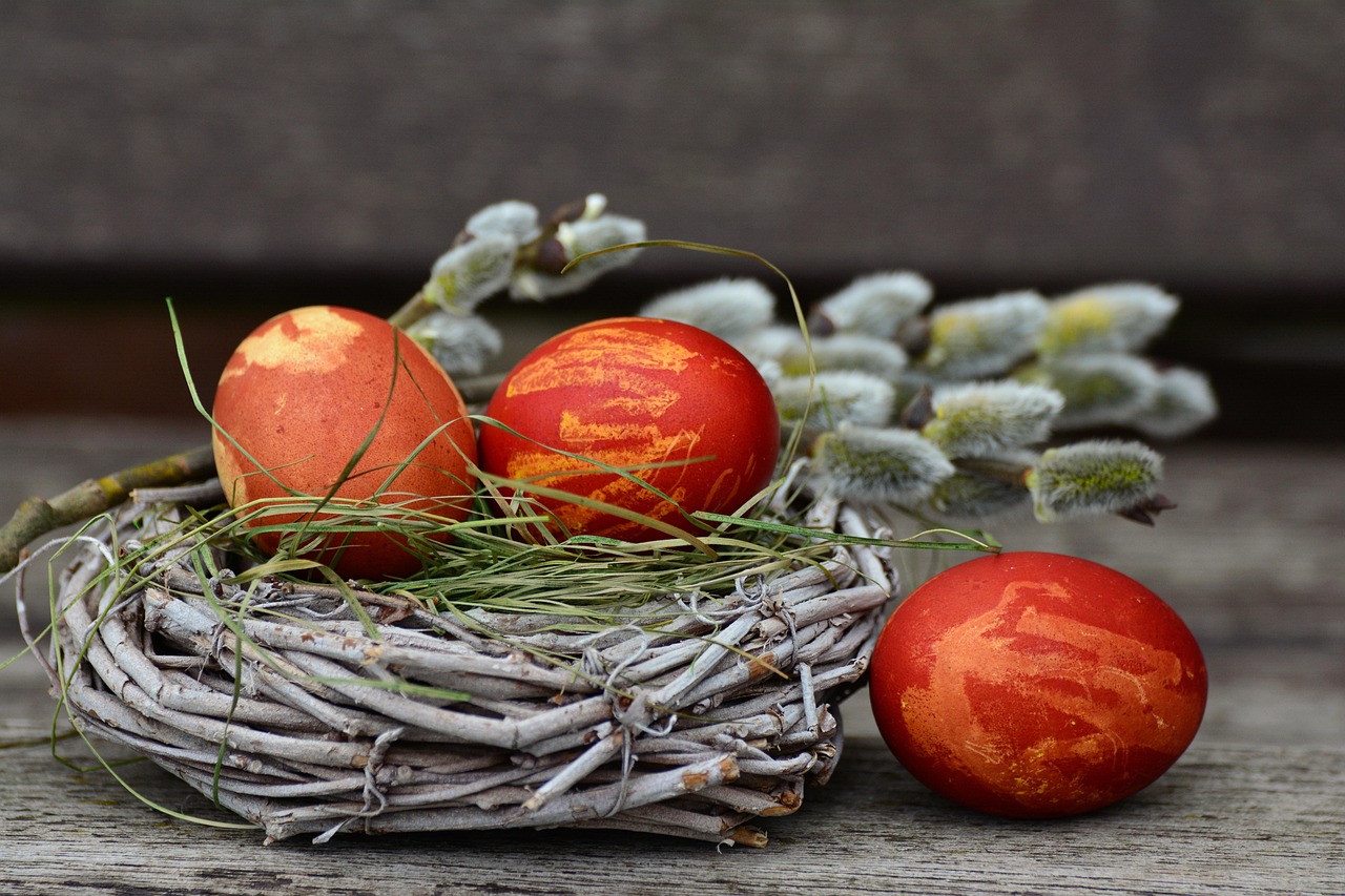 congerdesign-easter-eggs-2145671_1280