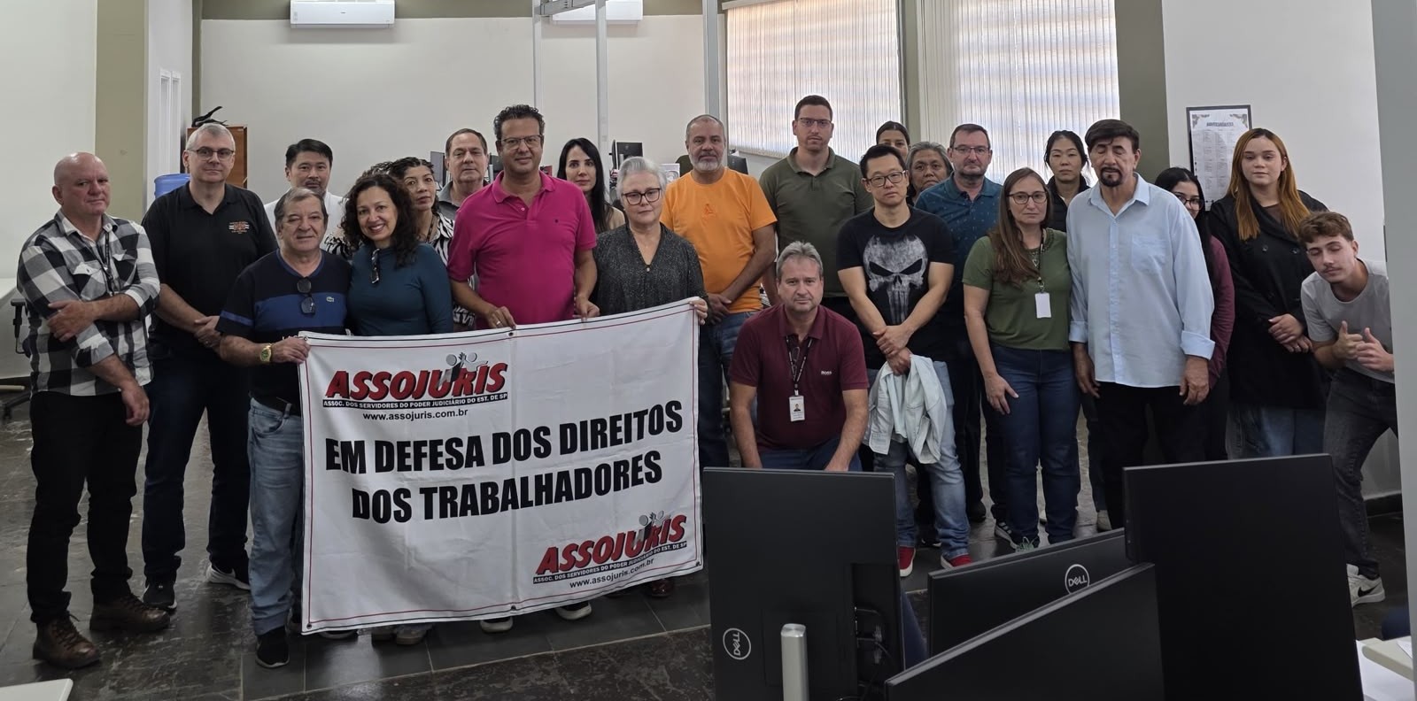 ASSOJURIS HOMENAGEIA ESCREVENTES E DEBATE PAUTAS DA CATEGORIA EM REUNIÃO COM SERVIDORES DE DRACENA